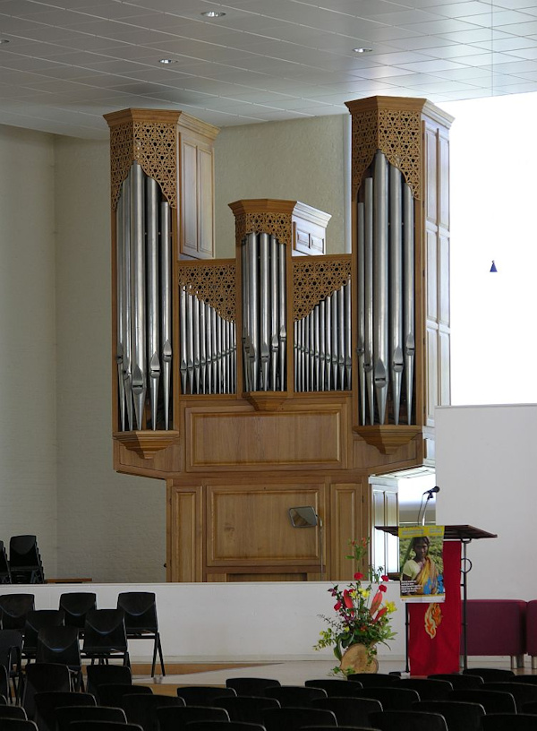 Hazen orgel disassembled