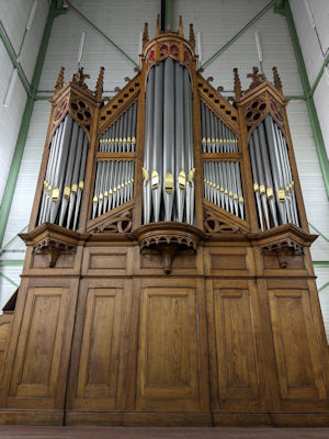 Orgel Nieuwaal in de montagehal