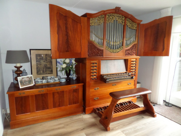 Kabinett-Orgel zum verkaufen (14/IIP)